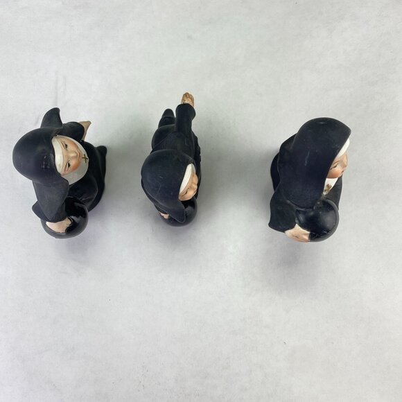 Vintage Princess China EW Bowling Nuns Figurines Set of 3 - Picture 7 of 13